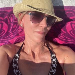 Meet your Posher, Sandy